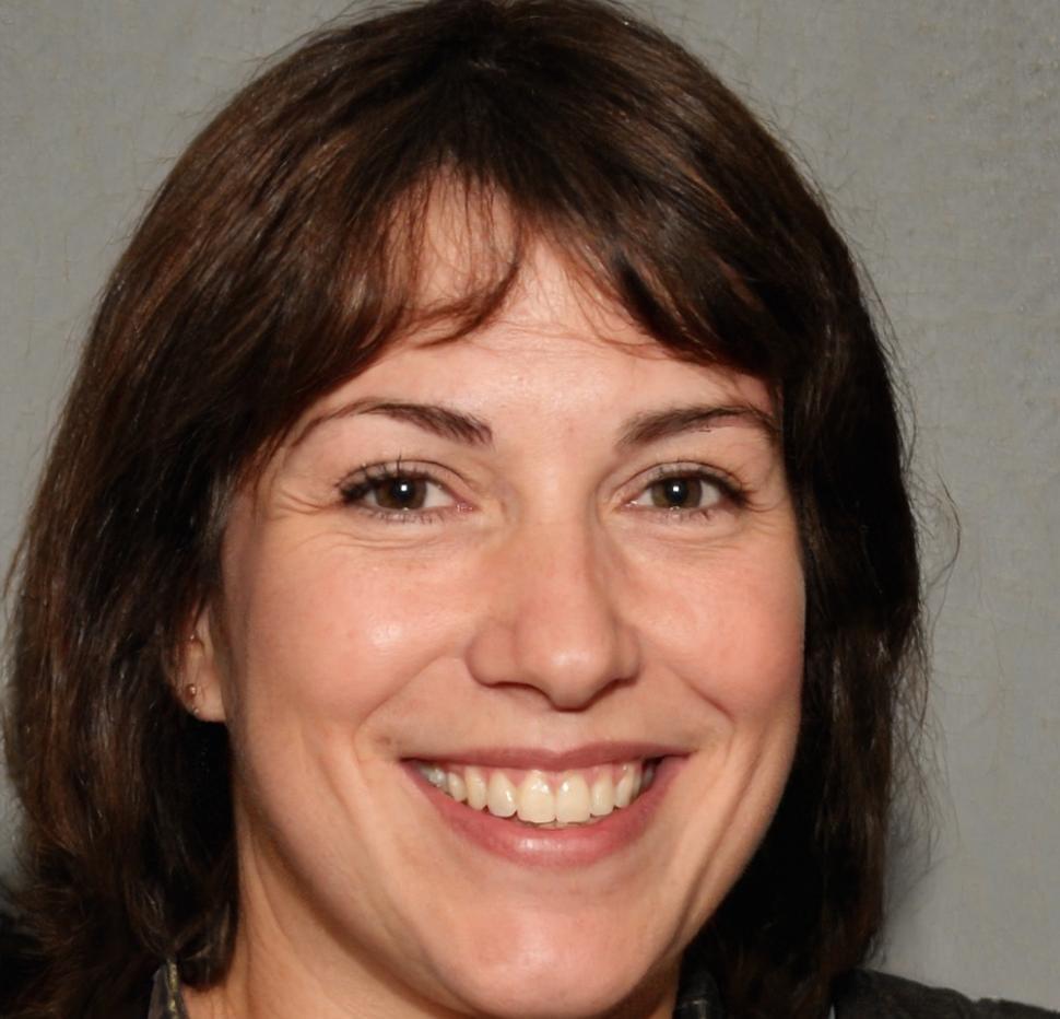 Profesora especializada en análisis financiero